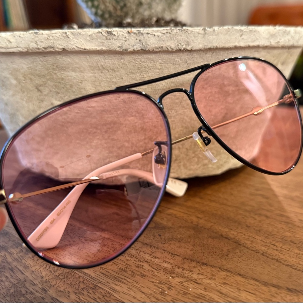 Gucci Aviator Sunglasses with Pink Lenses - Picture 3 of 8